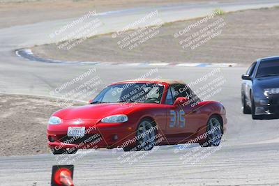 media/May-29-2021-Lotus Club Golden Gate (Sat) [[abfe1c307f]]/Novice Group/Session 3 (Off Ramp)/